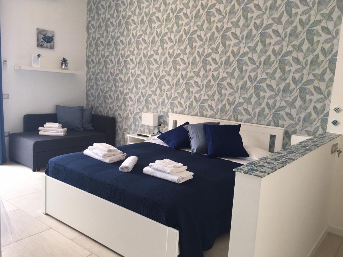 Apartmán La Dimora Delle Sirene Salerno Exteriér fotografie