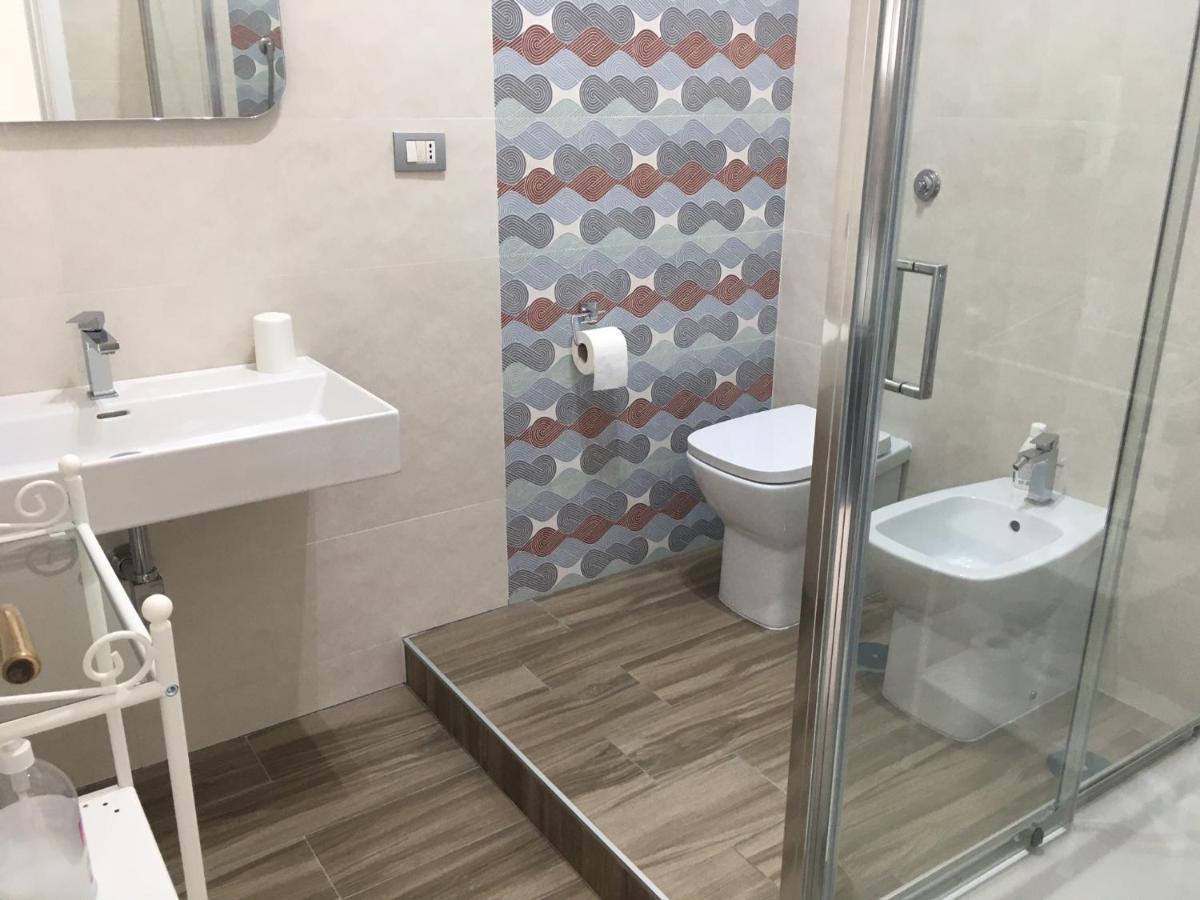 Apartmán La Dimora Delle Sirene Salerno Exteriér fotografie