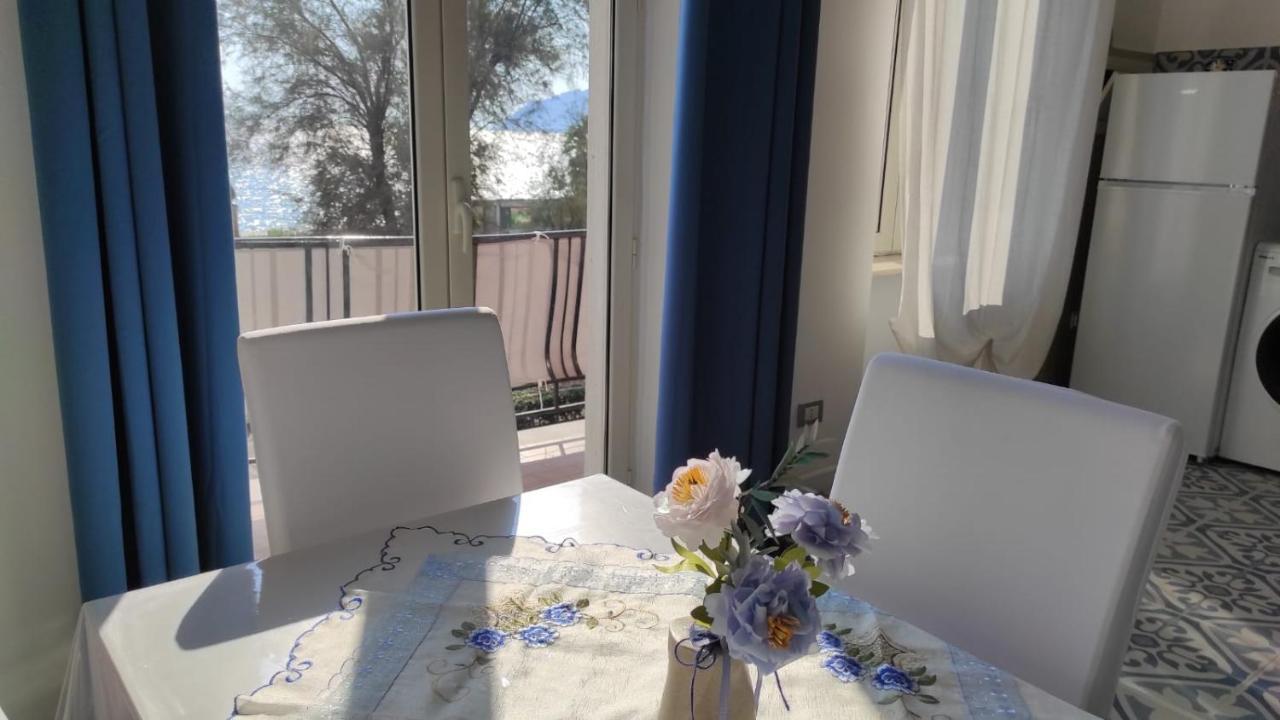 Apartmán La Dimora Delle Sirene Salerno Exteriér fotografie