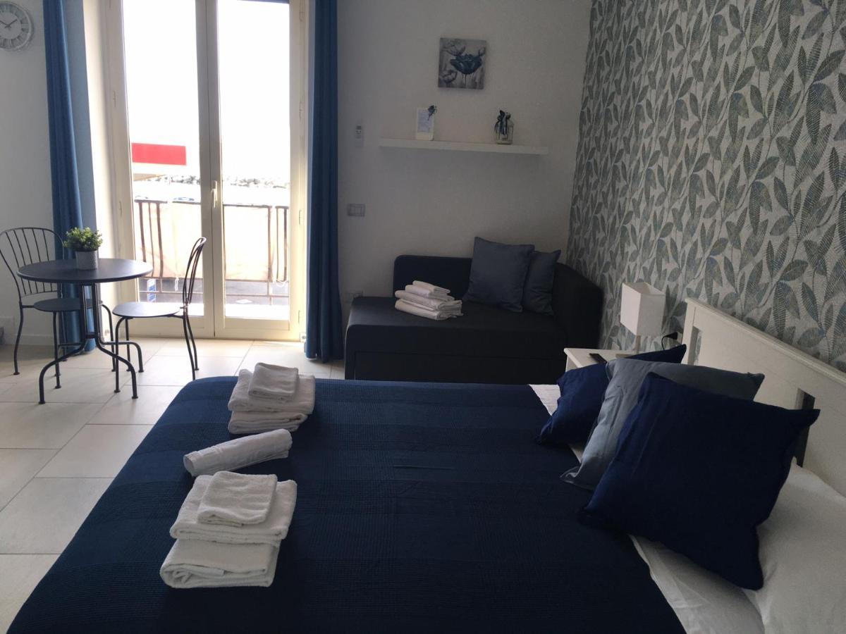 Apartmán La Dimora Delle Sirene Salerno Exteriér fotografie